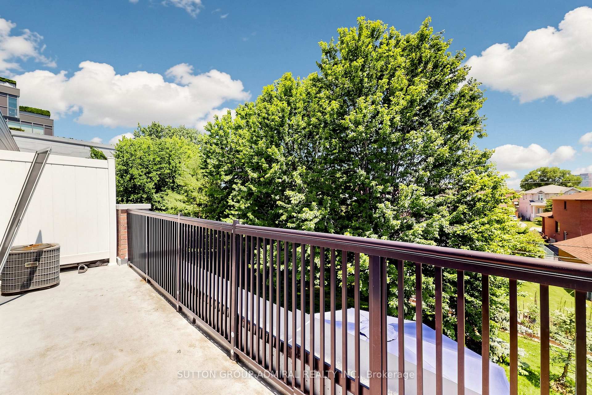 Photo 20 of 115 George Appleton Way, North York, Downsview-Roding-CFB — HOMEH