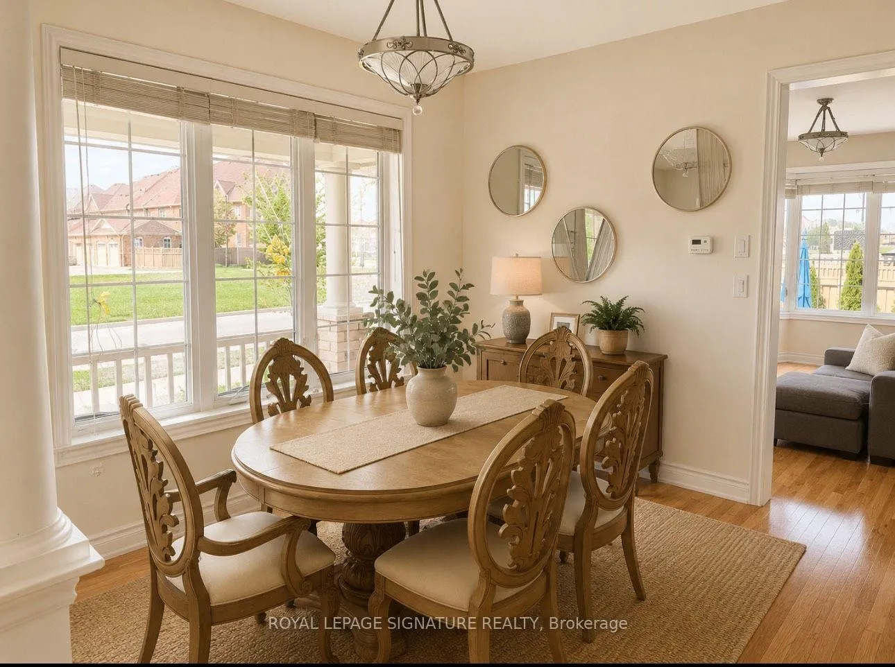 Photo 6 of 45 Pelham Drive, Vaughan, Kleinburg — HOMEH