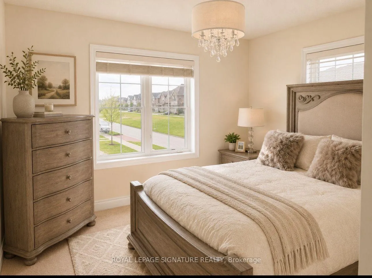 Photo 8 of 45 Pelham Drive, Vaughan, Kleinburg — HOMEH