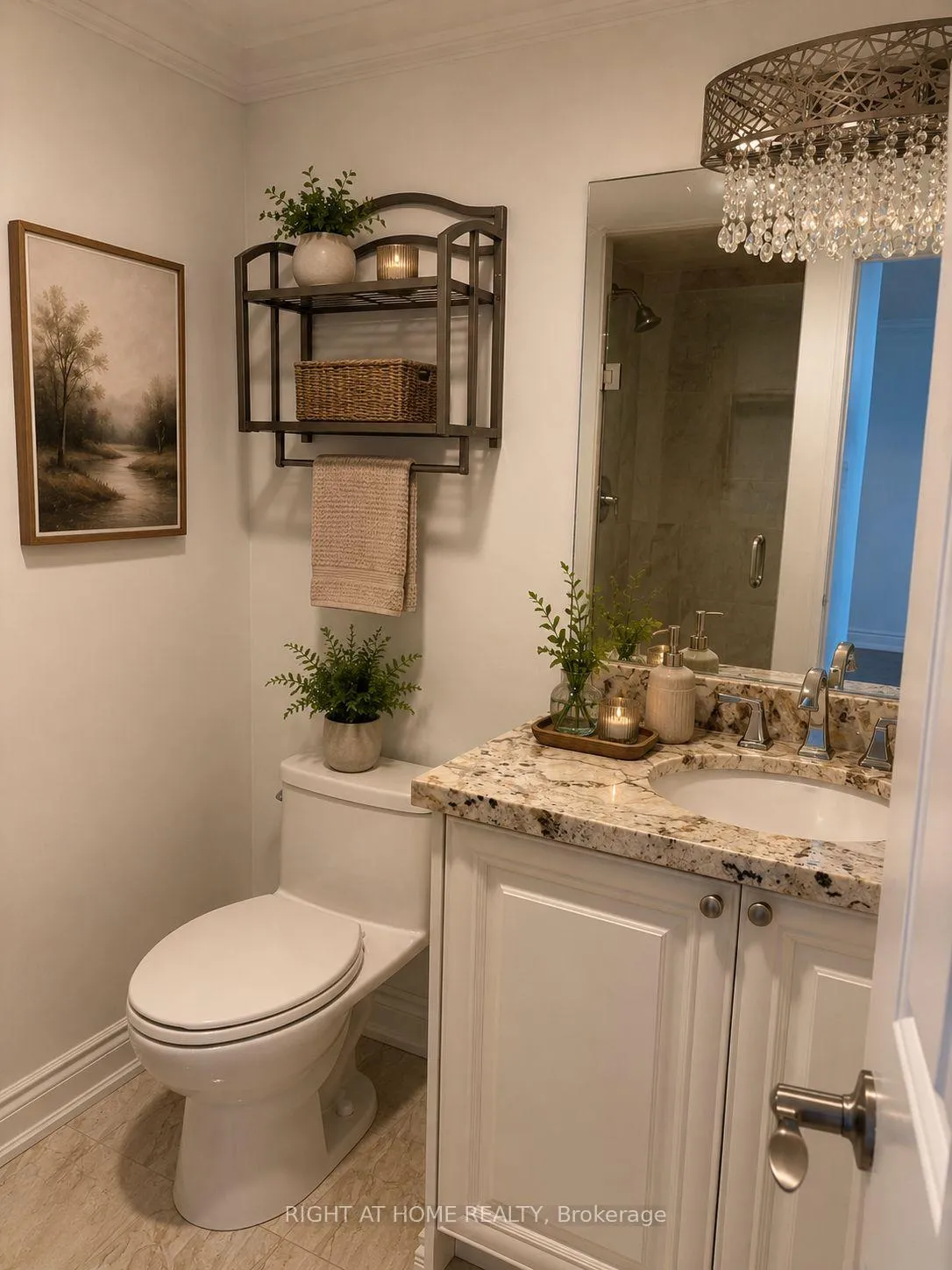 Photo 8 of Unit 412, 333 Clark Avenue W, Vaughan, Crestwood-Springfarm-Yorkhill — HOMEH