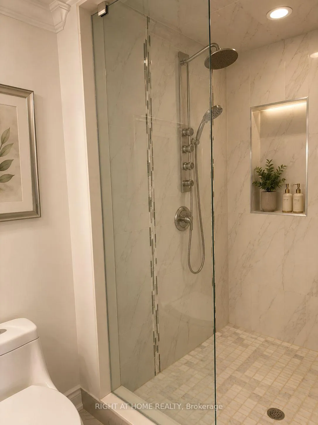 Photo 10 of Unit 412, 333 Clark Avenue W, Vaughan, Crestwood-Springfarm-Yorkhill — HOMEH