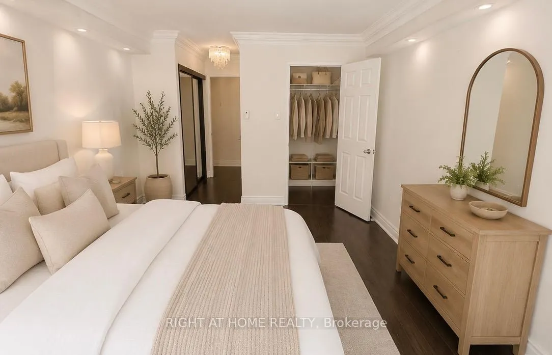 Photo 13 of Unit 412, 333 Clark Avenue W, Vaughan, Crestwood-Springfarm-Yorkhill — HOMEH