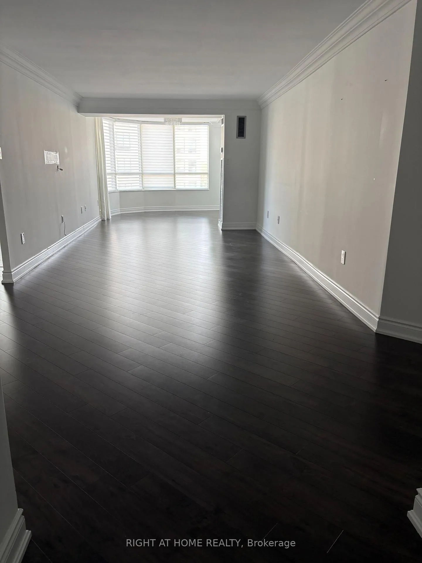 Photo 16 of Unit 412, 333 Clark Avenue W, Vaughan, Crestwood-Springfarm-Yorkhill — HOMEH