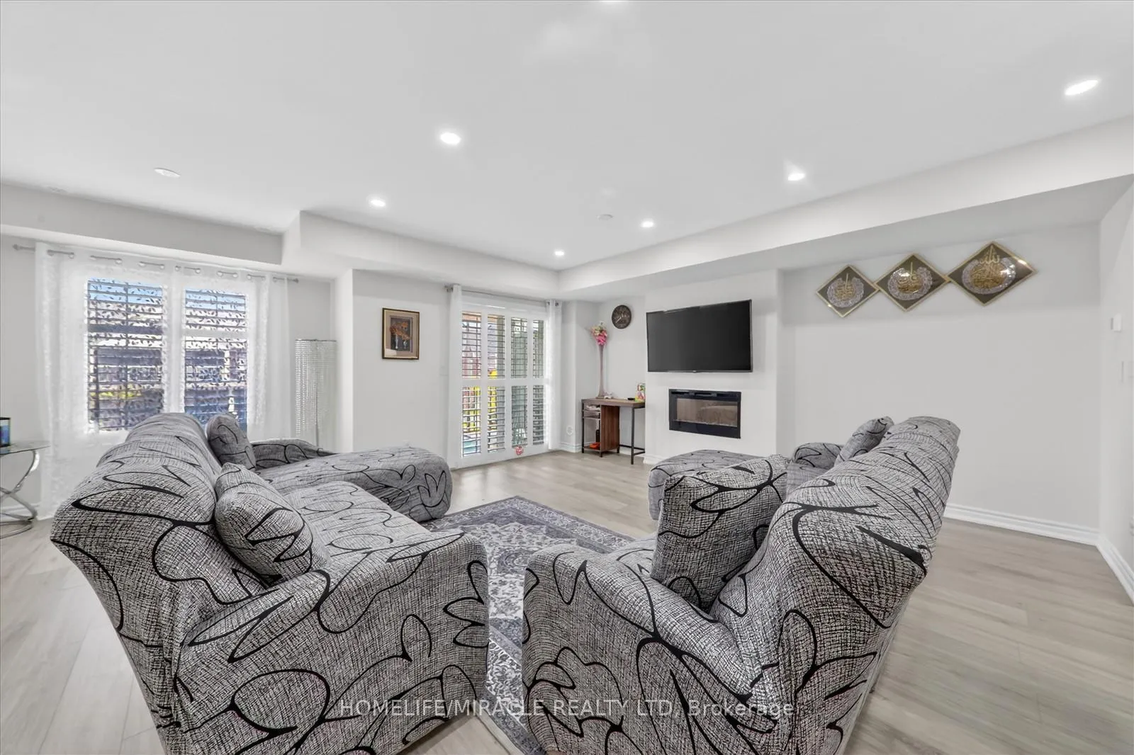Photo 17 of 73 Sutcliffe Drive, Whitby, Rolling Acres — HOMEH