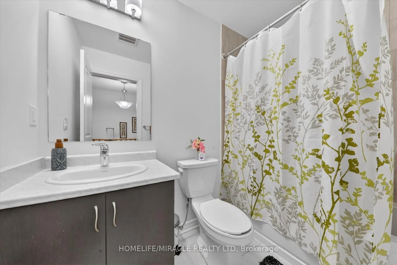 Photo 31 of 73 Sutcliffe Drive, Whitby, Rolling Acres — HOMEH