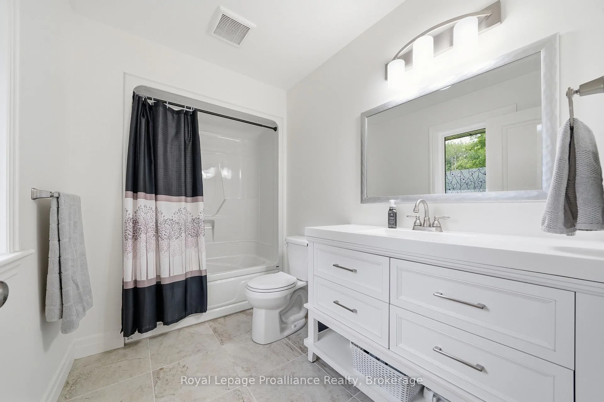 Photo 23 of 1258 Springbrook Road, Stirling-Rawdon, Rawdon Ward — HOMEH