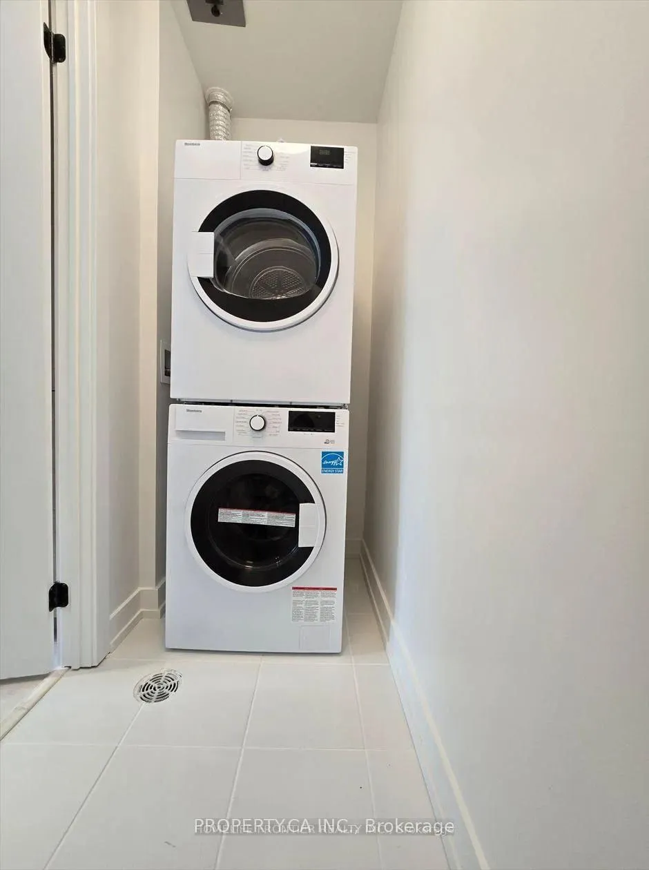 Photo 8 of Unit PH10, 117 Broadway Avenue, Toronto, Mount Pleasant West — HOMEH