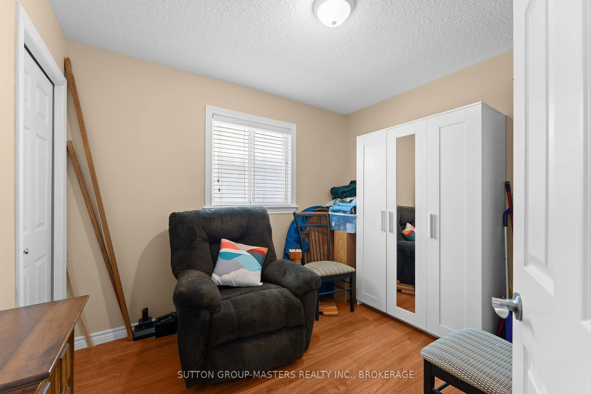 Photo 16 of 186 Kildare Avenue, Loyalist, Amherstview — HOMEH