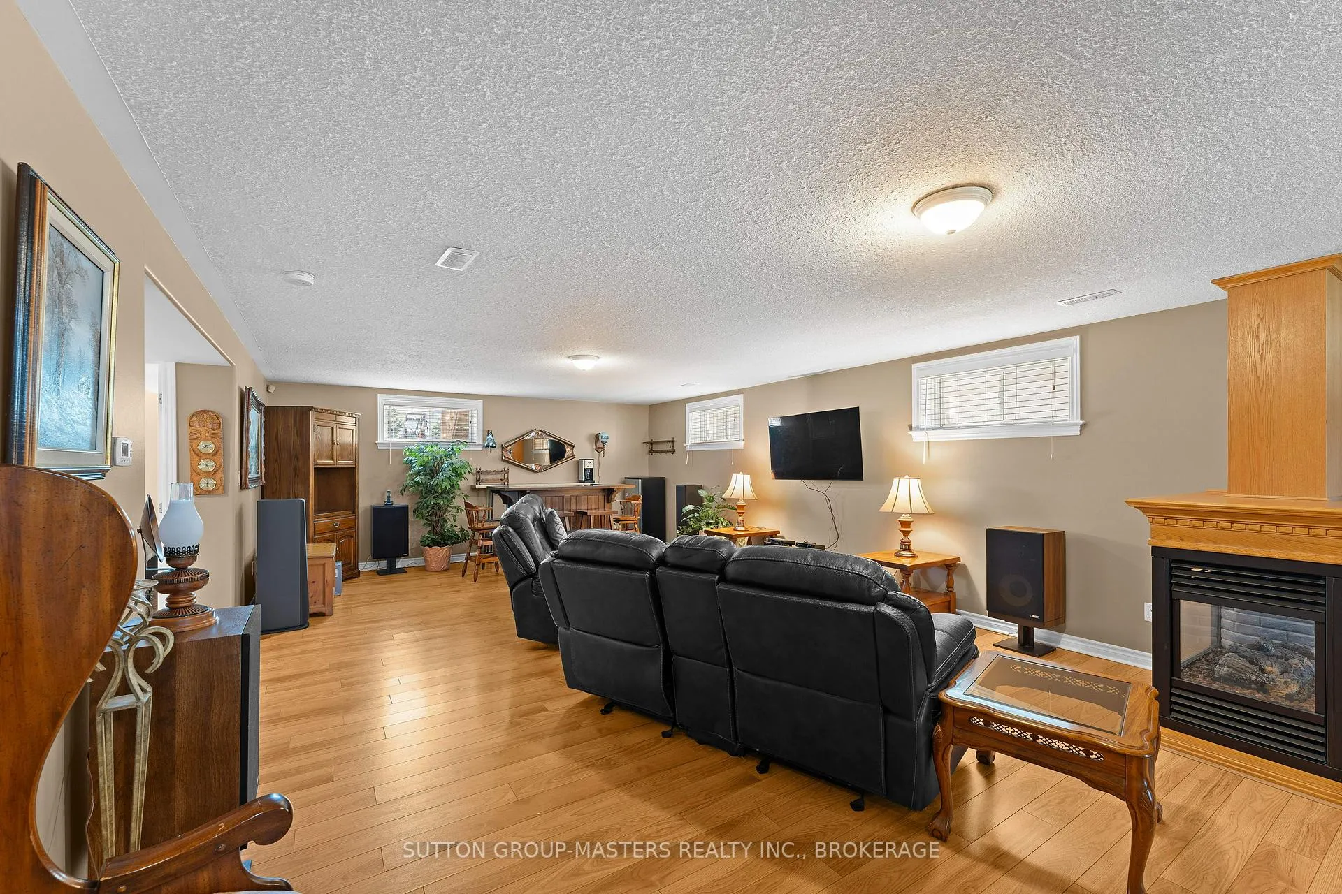 Photo 23 of 186 Kildare Avenue, Loyalist, Amherstview — HOMEH