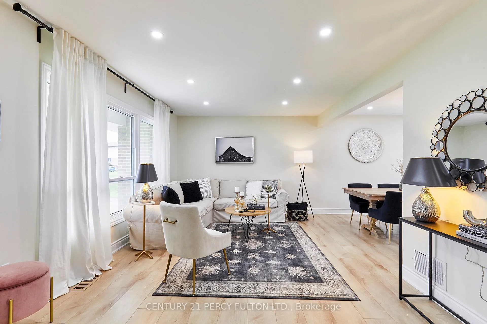 Photo 5 of 39 Meredith Crescent, Cobourg — HOMEH