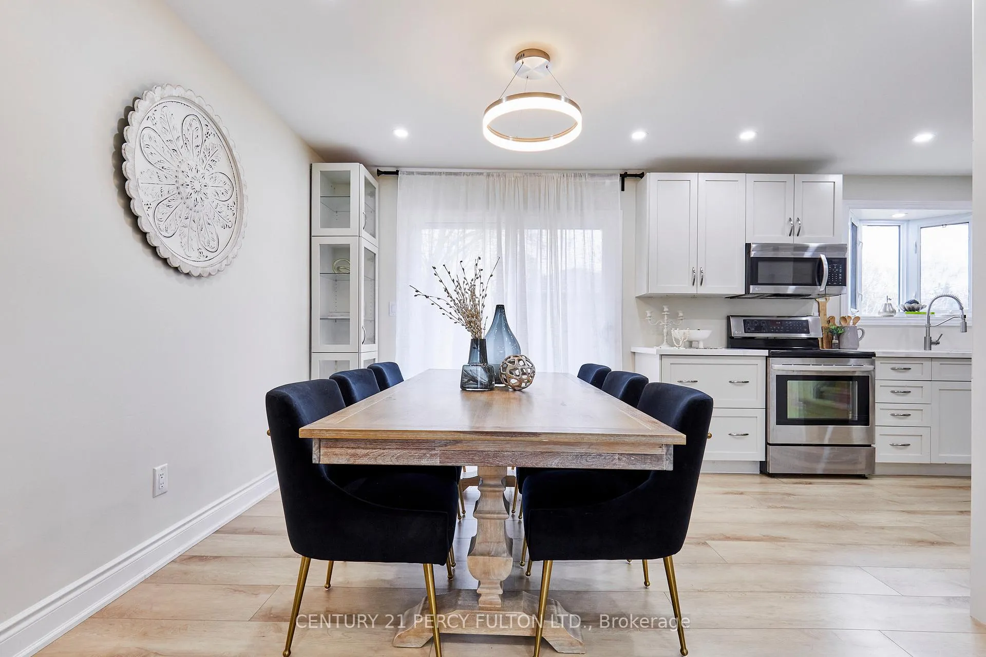 Photo 11 of 39 Meredith Crescent, Cobourg — HOMEH