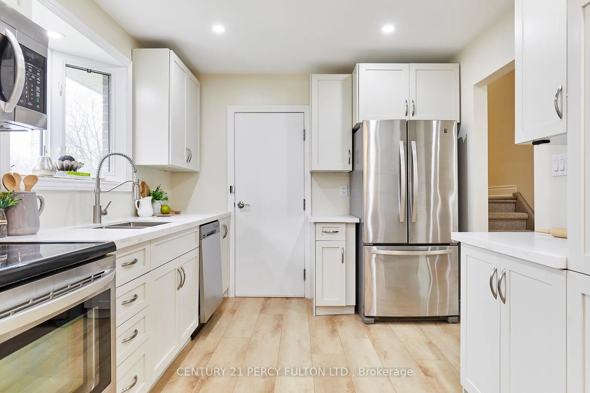 Photo 15 of 39 Meredith Crescent, Cobourg — HOMEH