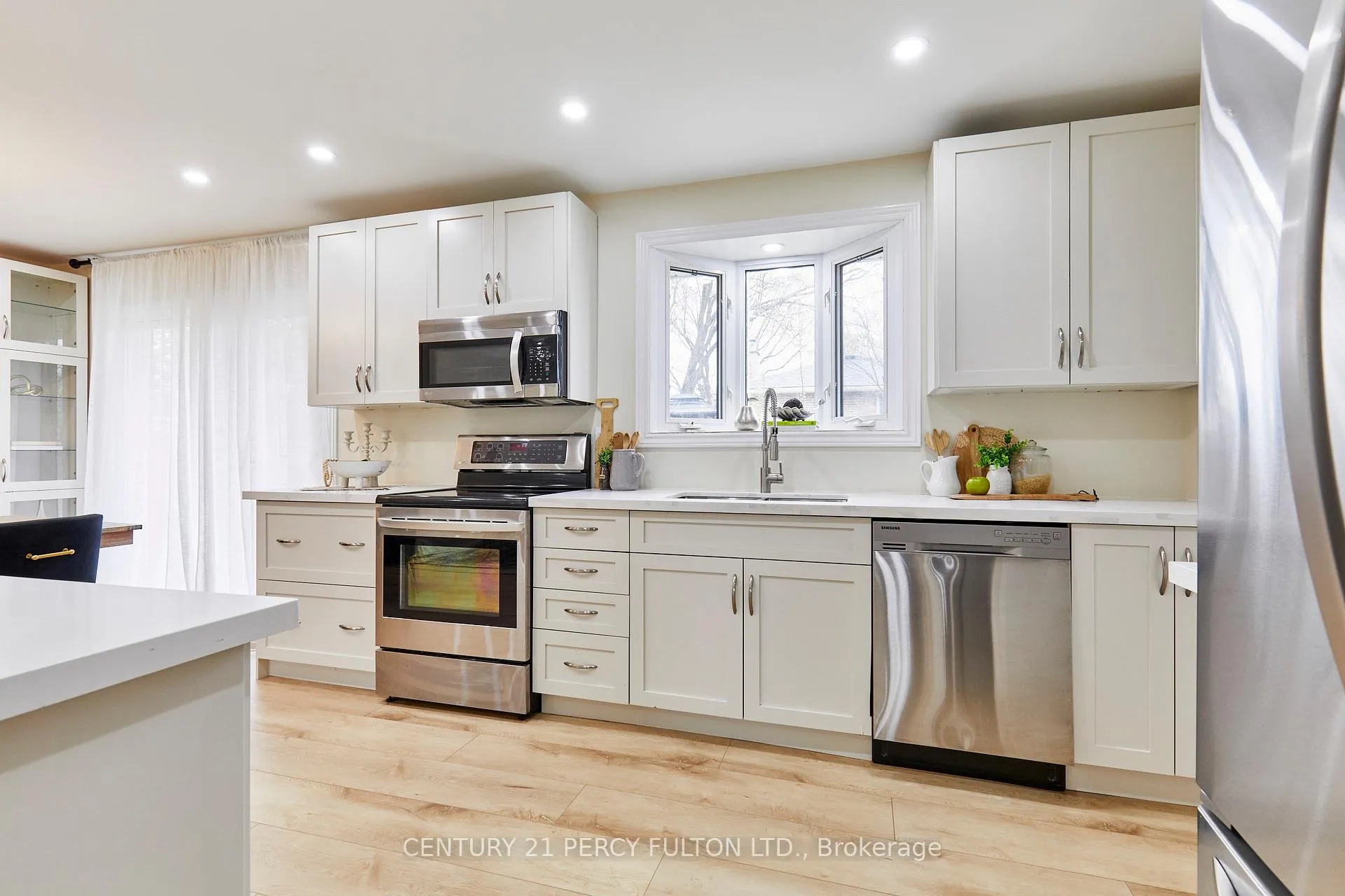 Photo 16 of 39 Meredith Crescent, Cobourg — HOMEH