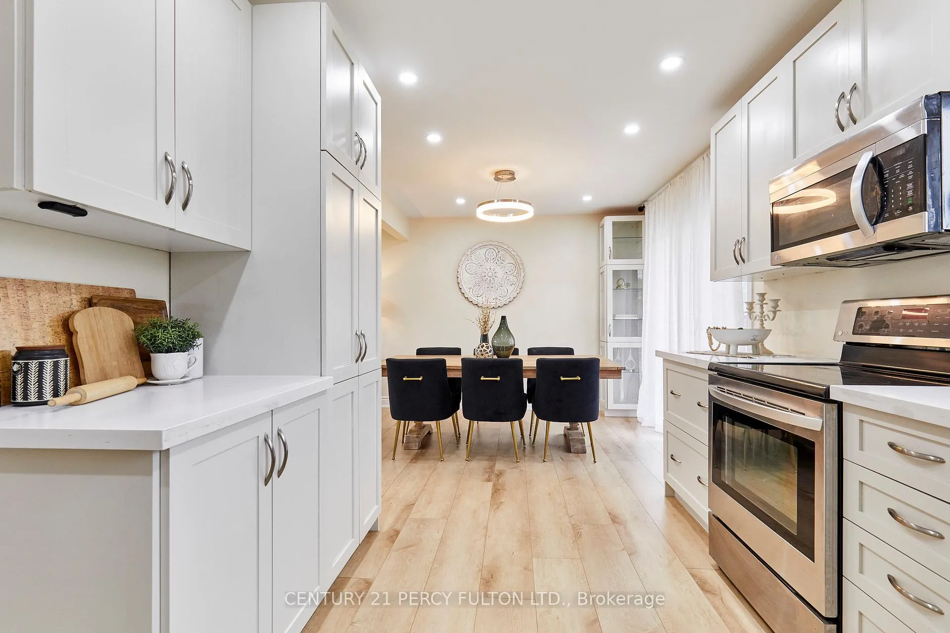 Photo 17 of 39 Meredith Crescent, Cobourg — HOMEH