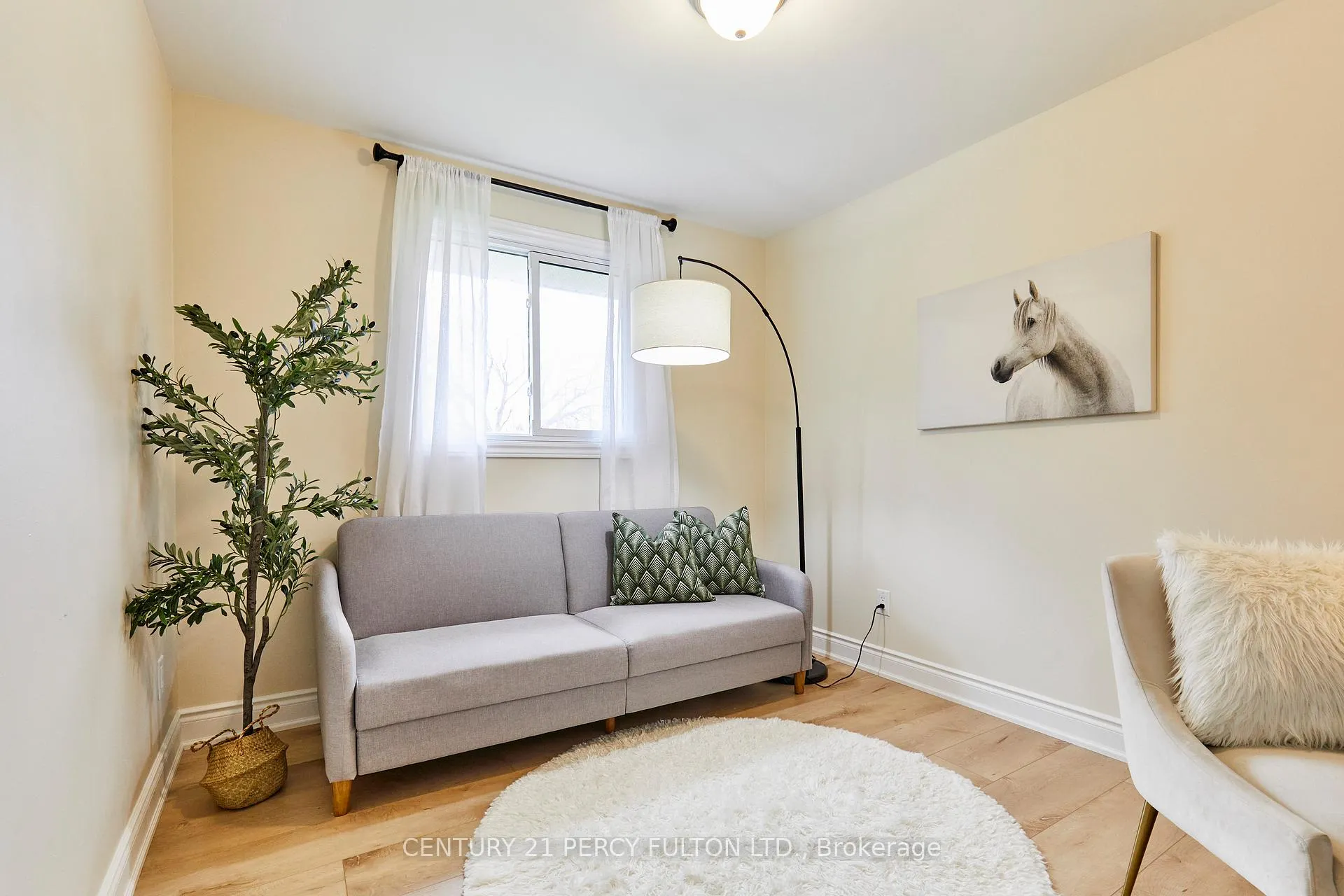 Photo 24 of 39 Meredith Crescent, Cobourg — HOMEH