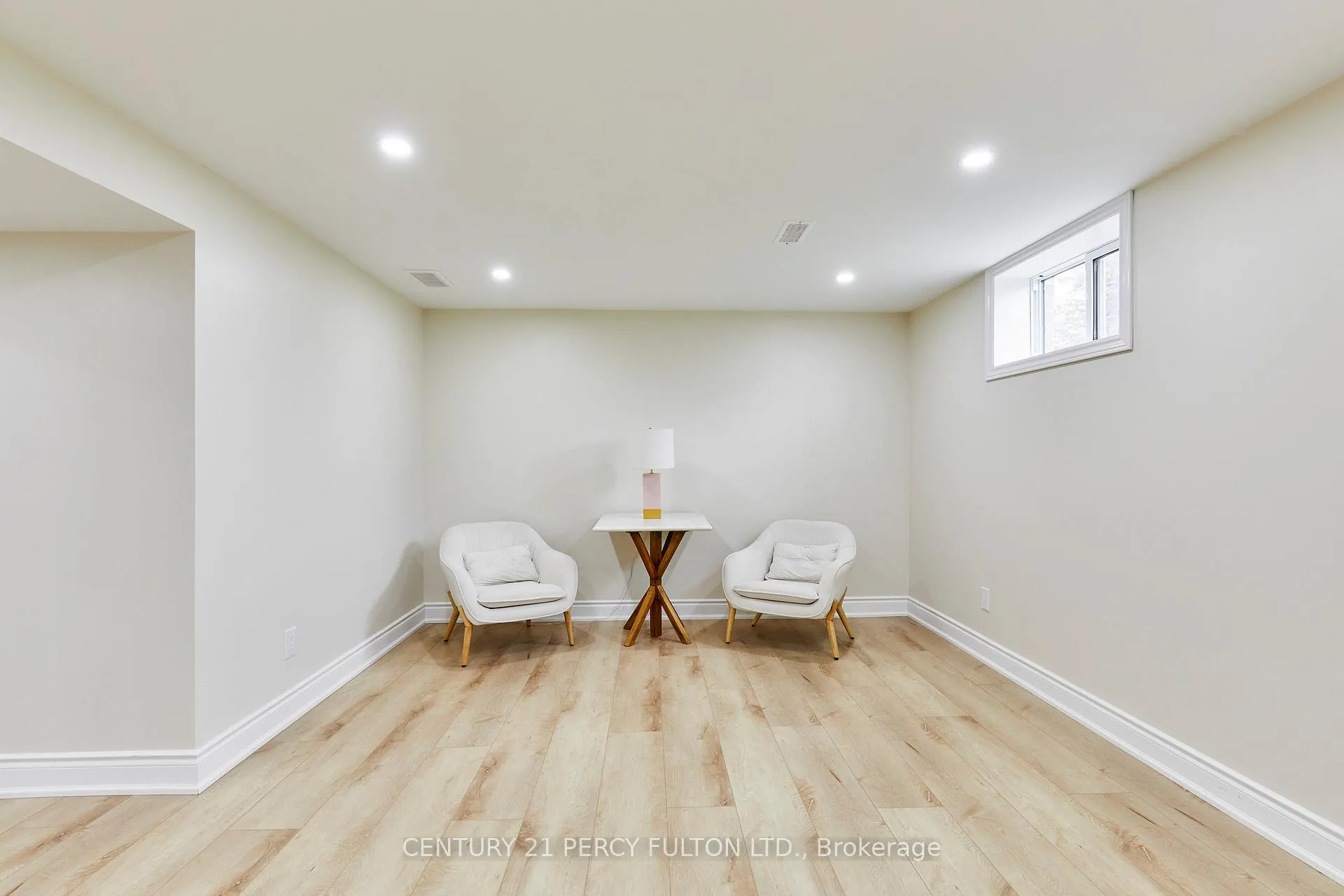 Photo 29 of 39 Meredith Crescent, Cobourg — HOMEH