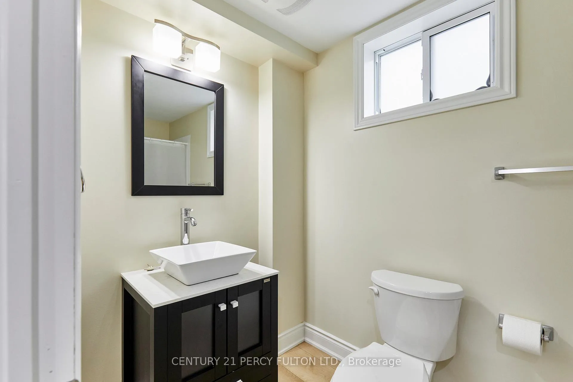 Photo 32 of 39 Meredith Crescent, Cobourg — HOMEH