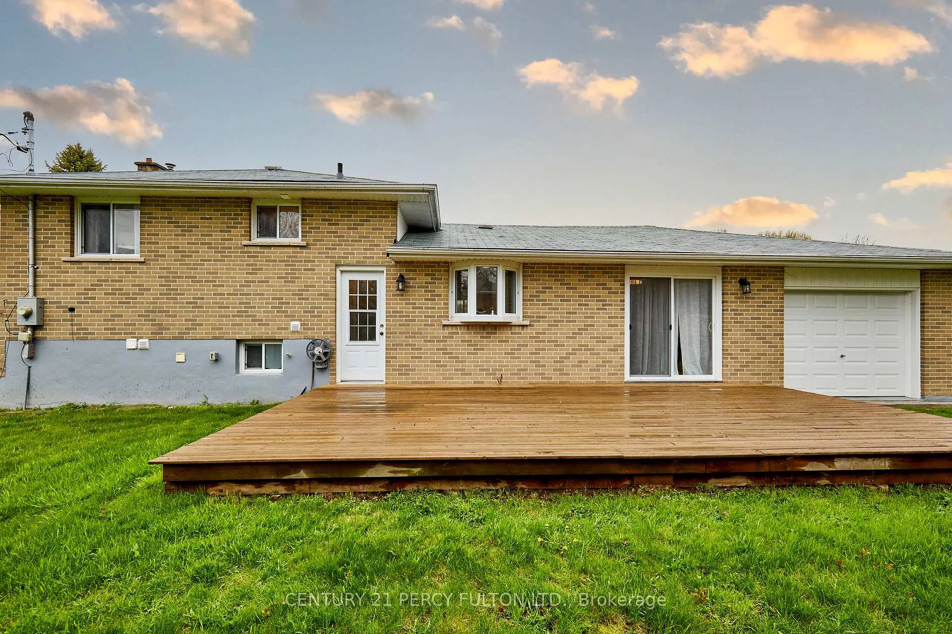 Photo 33 of 39 Meredith Crescent, Cobourg — HOMEH