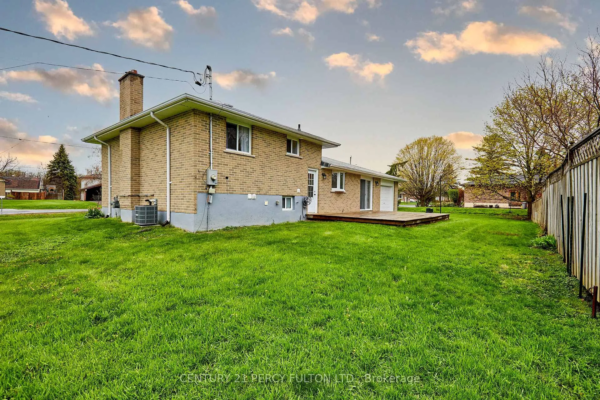 Photo 34 of 39 Meredith Crescent, Cobourg — HOMEH