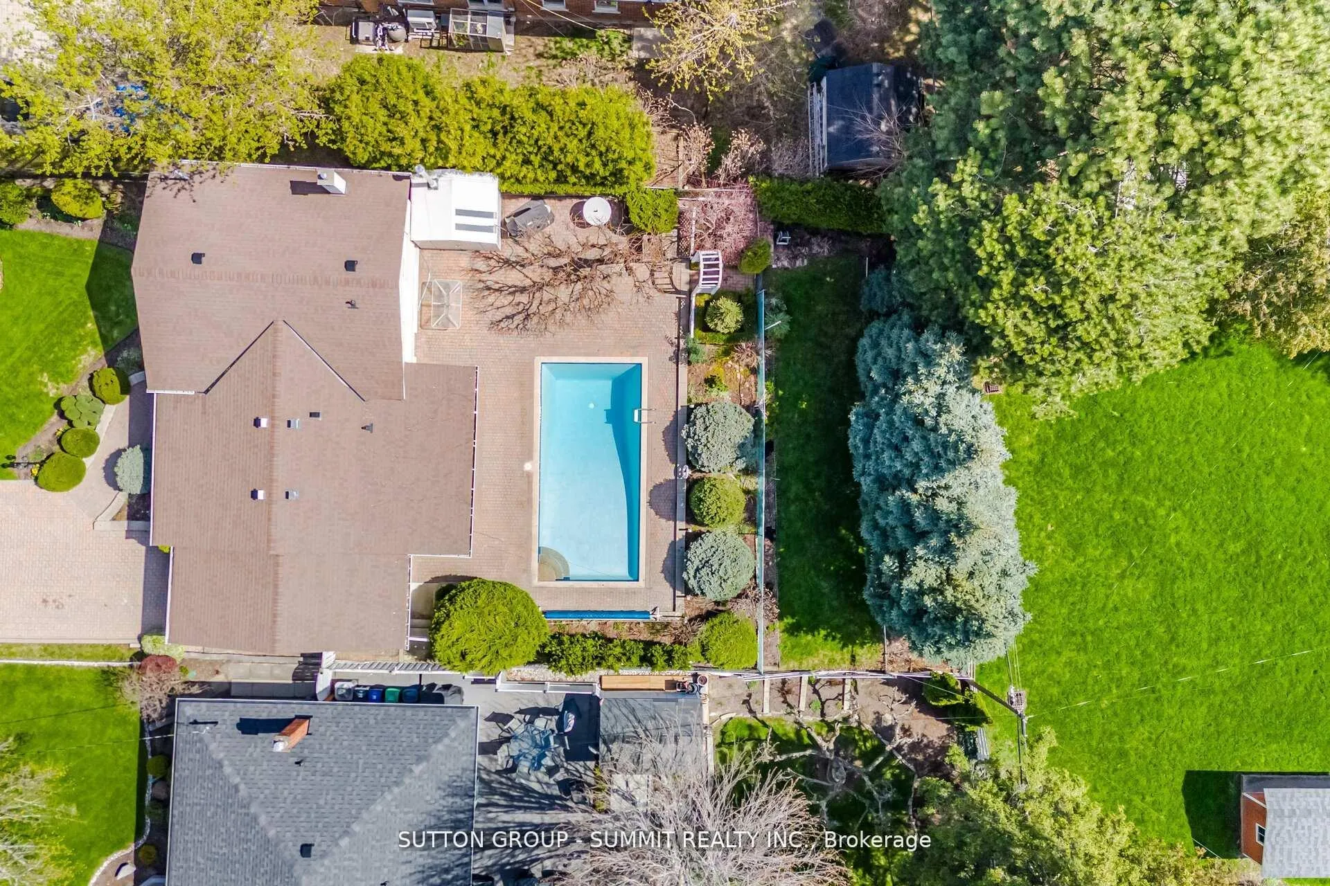 Photo 5 of 3 Donata Drive, Mississauga, Streetsville — HOMEH