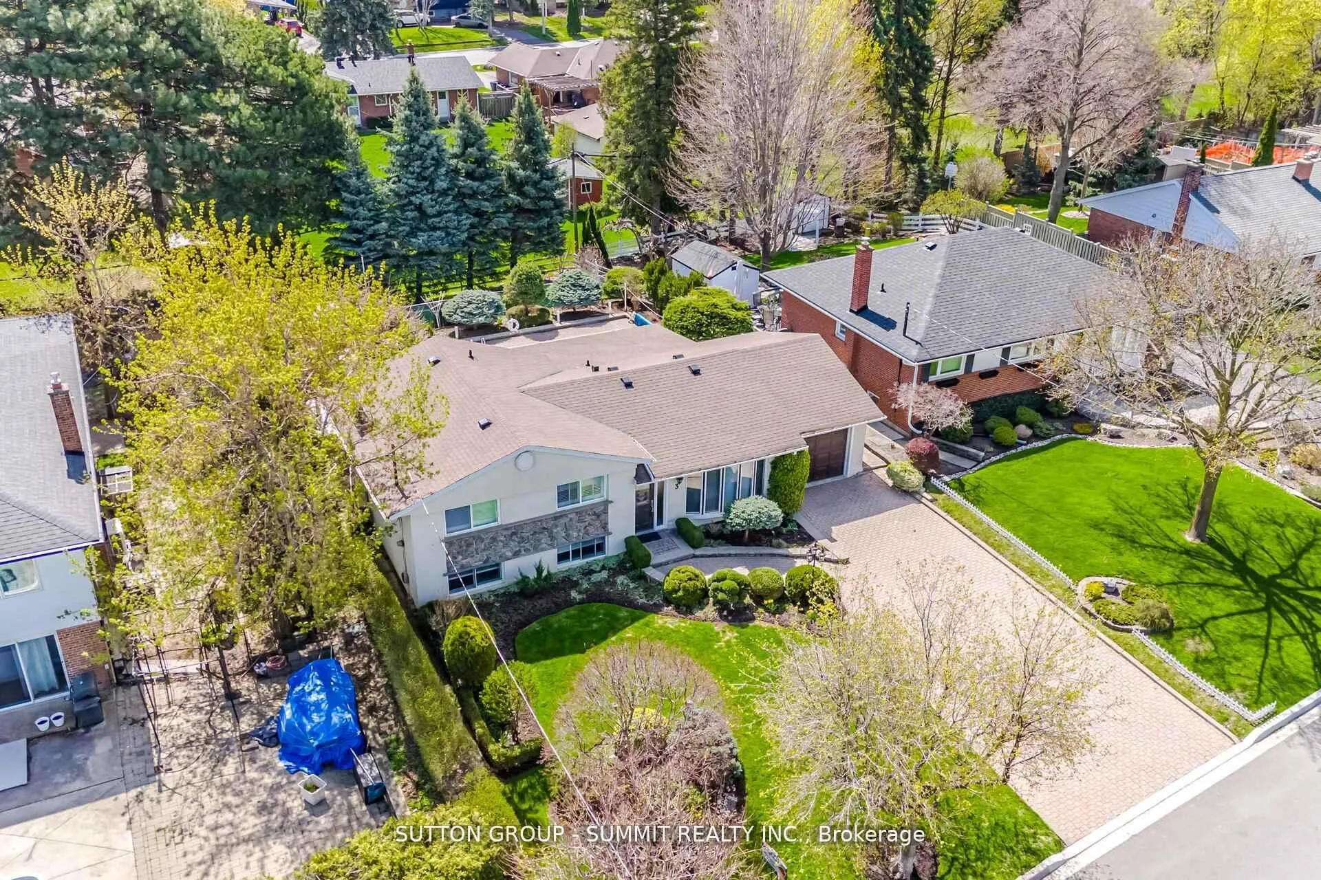 Photo 6 of 3 Donata Drive, Mississauga, Streetsville — HOMEH
