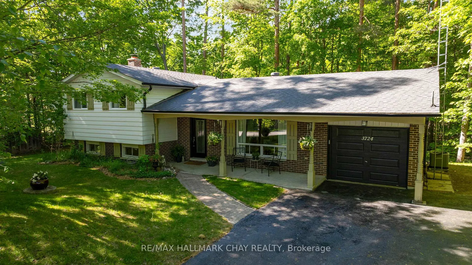 Photo 35 of 3724 Whitecap Drive, Innisfil, Rural Innisfil — HOMEH