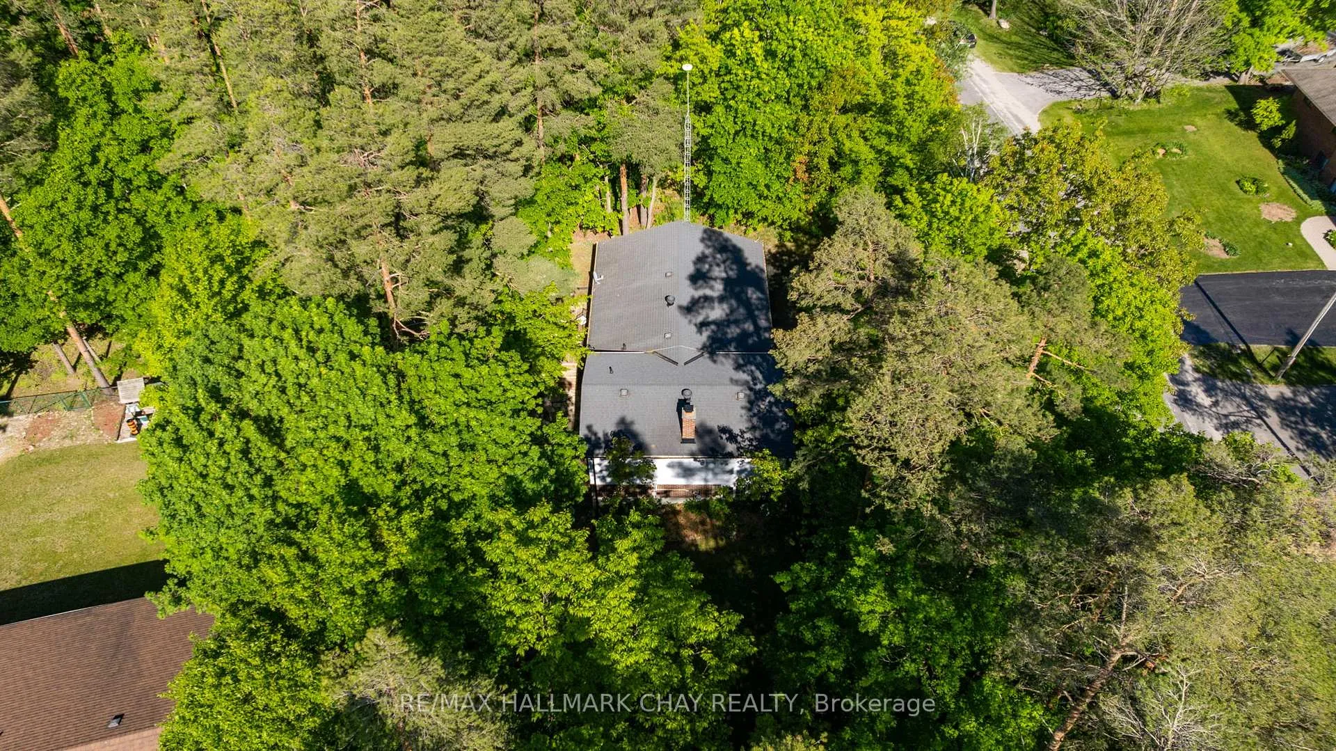 Photo 37 of 3724 Whitecap Drive, Innisfil, Rural Innisfil — HOMEH