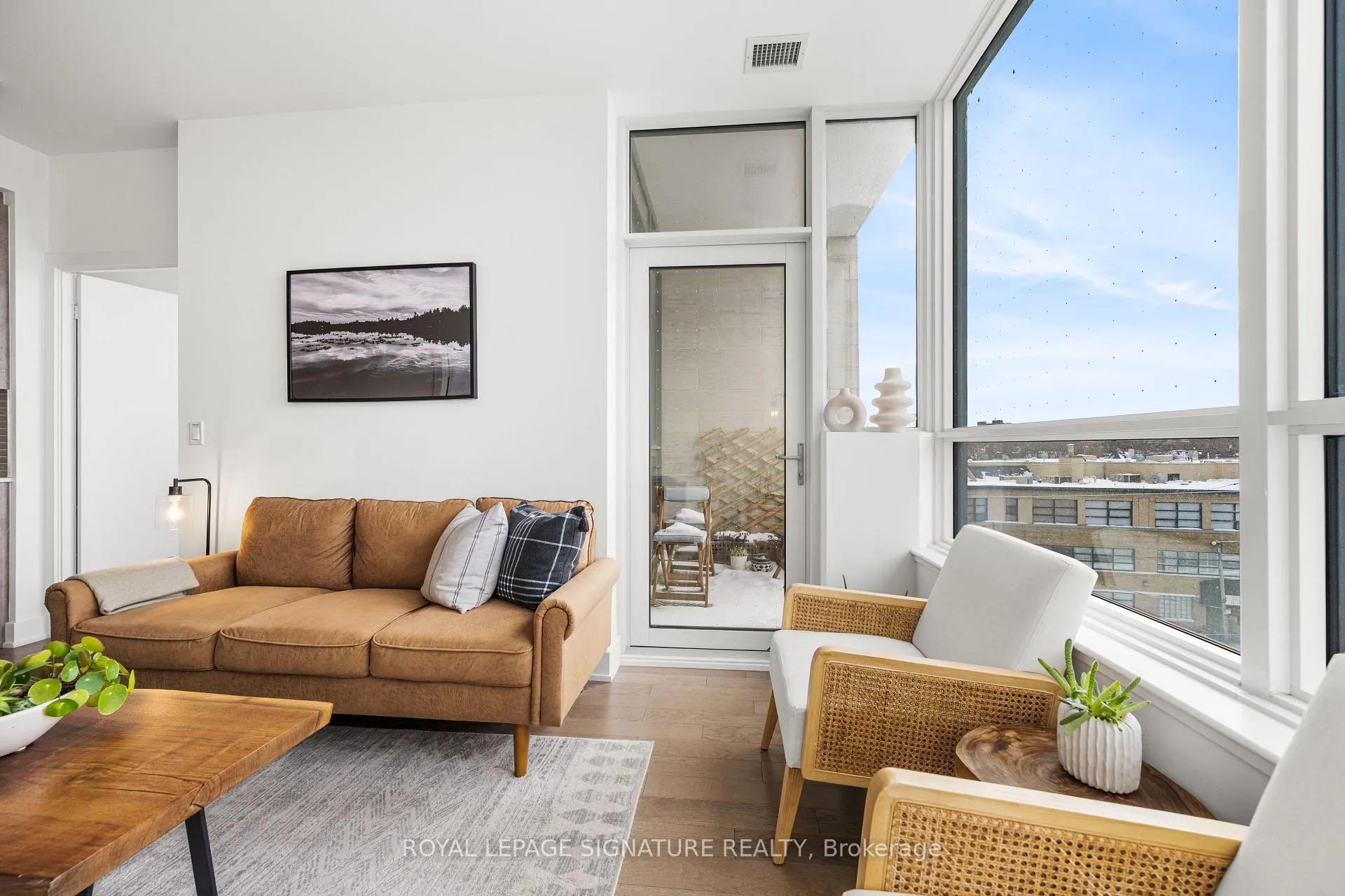 Photo 13 of Unit 410, 181 Bedford Road, Toronto, The Annex — HOMEH