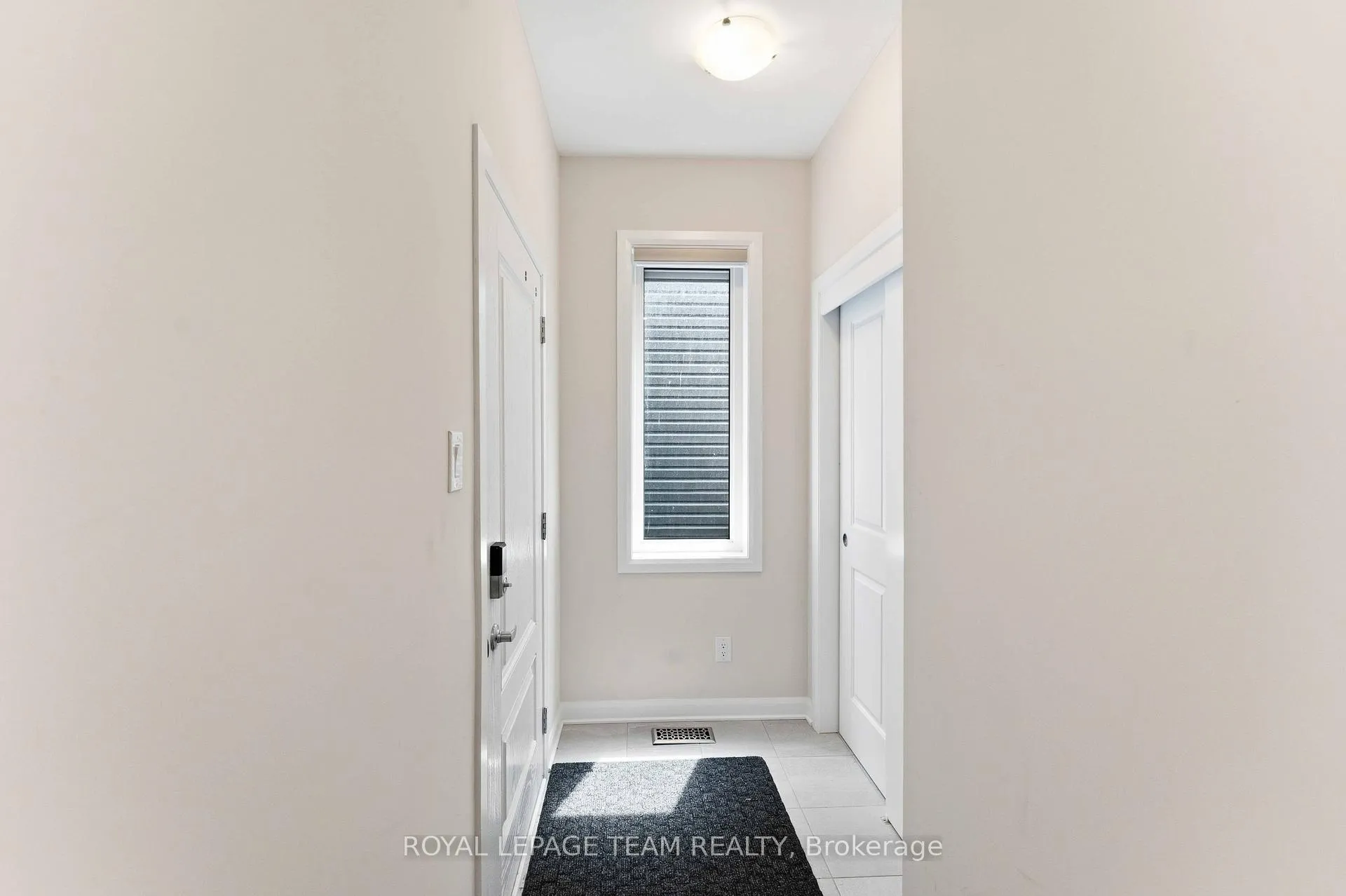 Photo 20 of 332 Elsie Macgill Walk, Ottawa, Kanata - Morgan's Grant/South March — HOMEH
