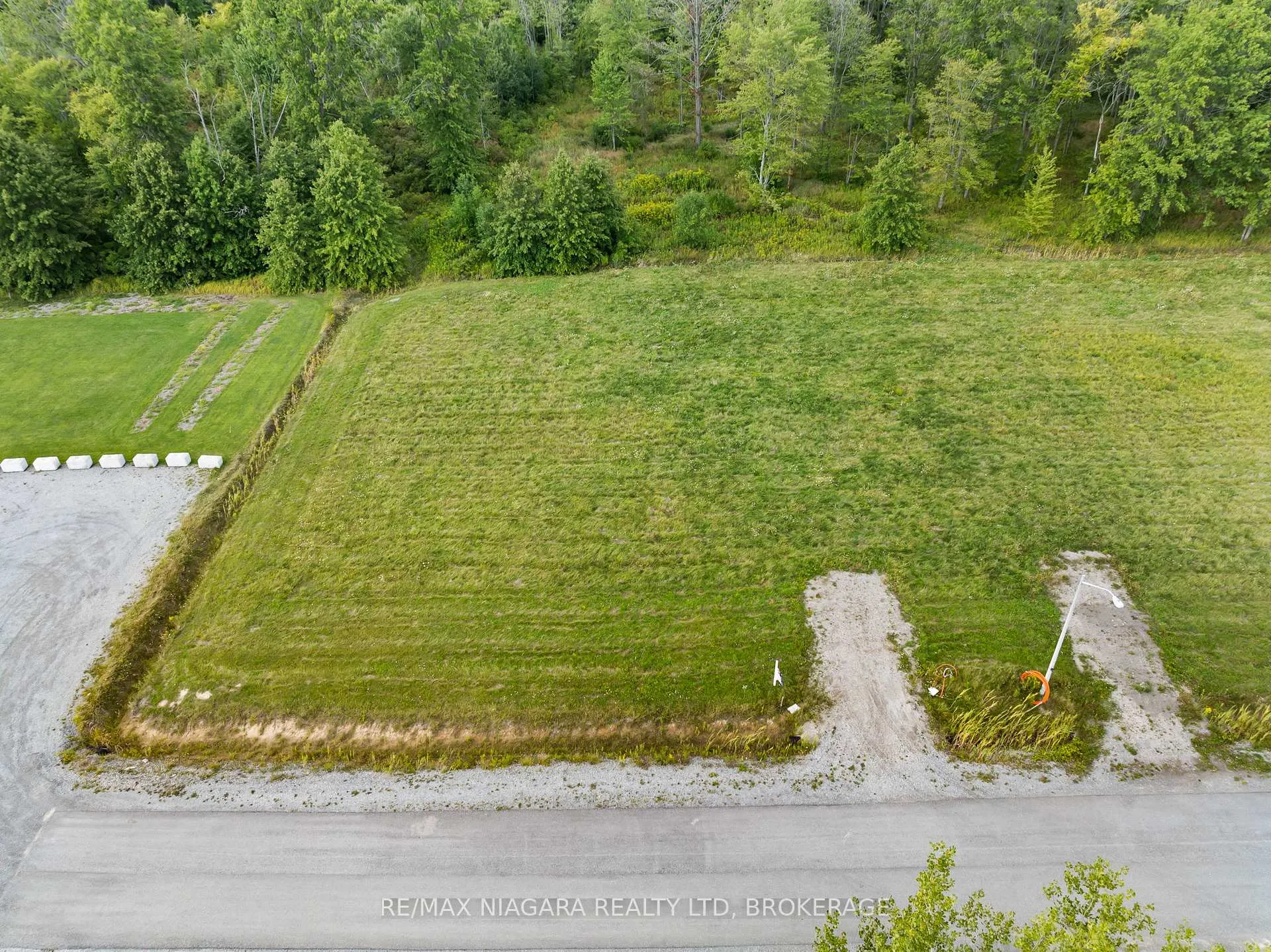 Photo 2 of 31810 Jacob Lane, Wainfleet, Marshville/Winger — HOMEH