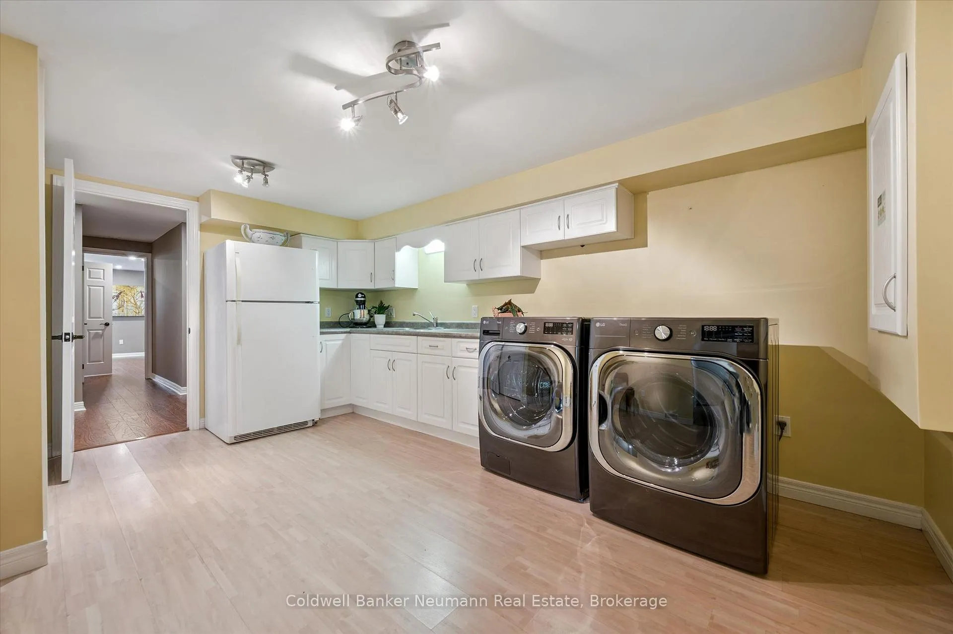 Photo 39 of 25 Riverview Drive, Centre Wellington, Elora/Salem — HOMEH