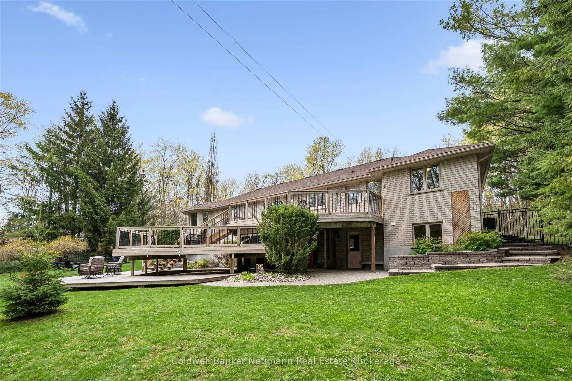Photo 40 of 25 Riverview Drive, Centre Wellington, Elora/Salem — HOMEH