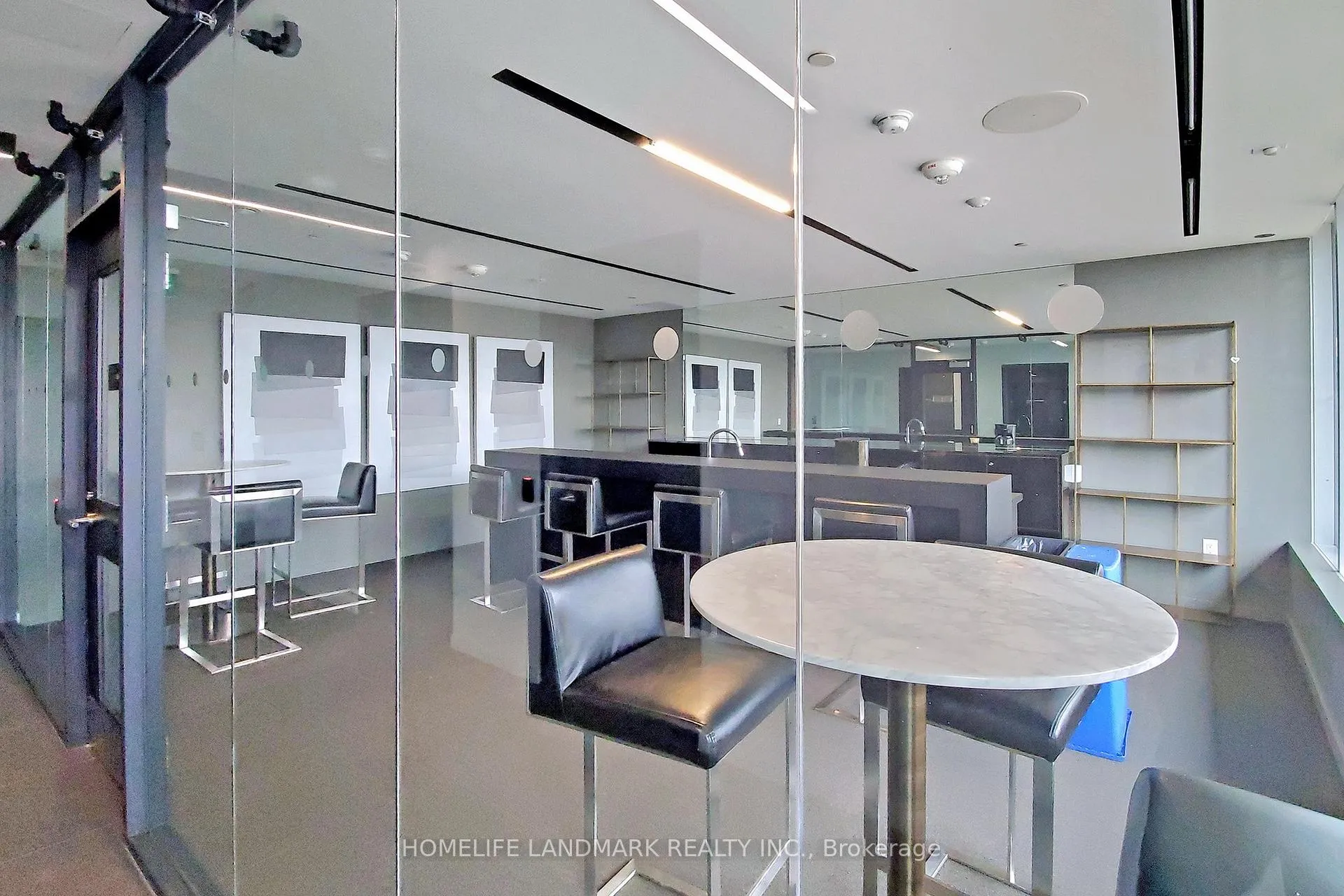 Photo 19 of Unit 718, 170 Bayview Avenue, Toronto, Waterfront Communities — HOMEH