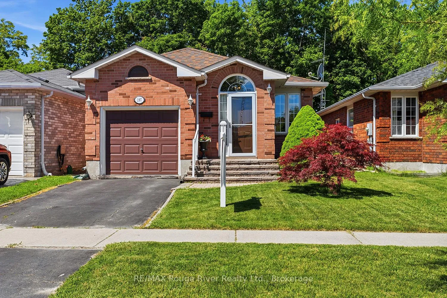 Photo 2 of 197 Carroll Crescent, Cobourg — HOMEH