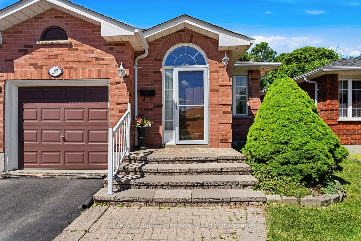 Photo 3 of 197 Carroll Crescent, Cobourg — HOMEH