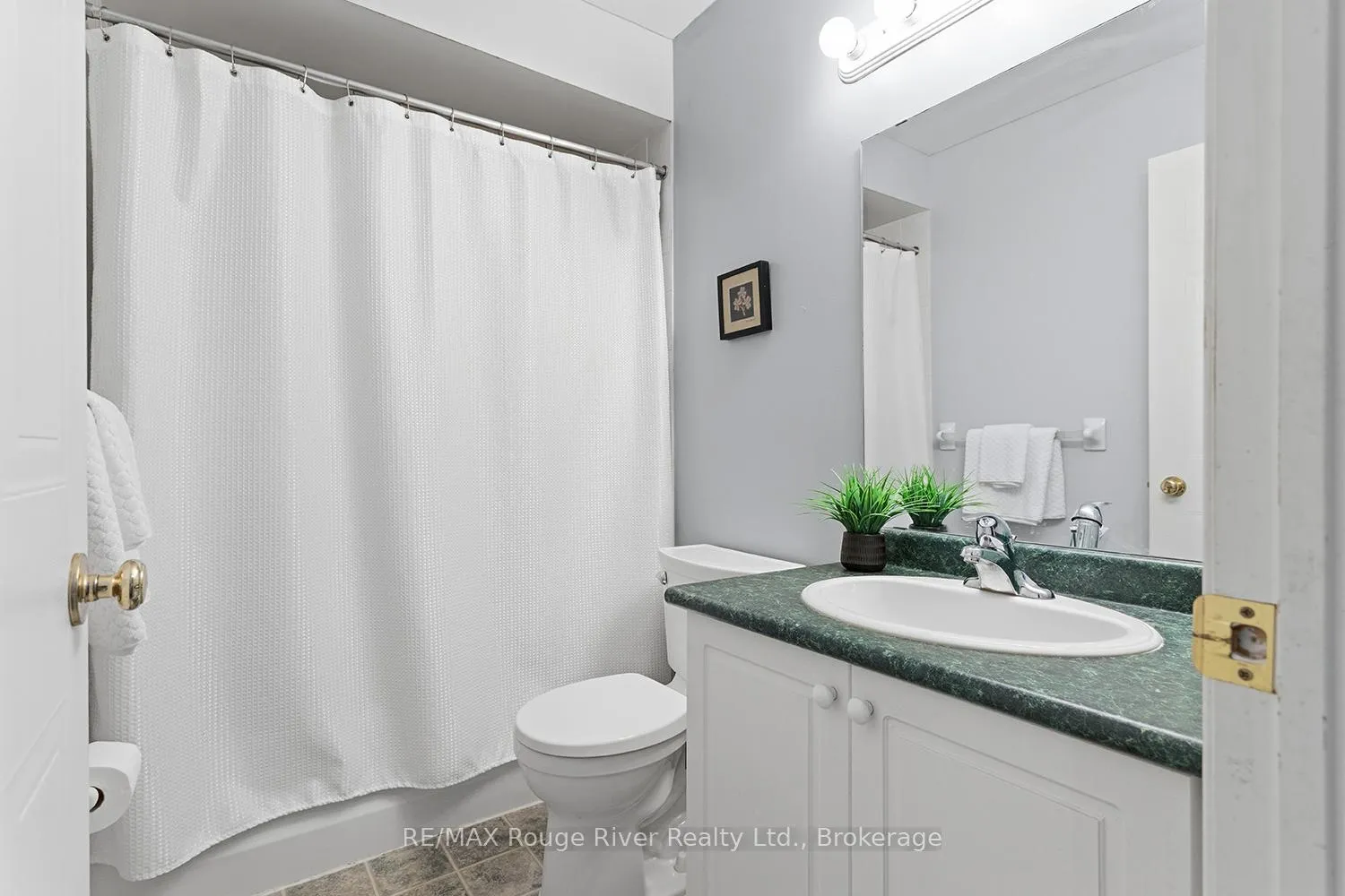 Photo 19 of 197 Carroll Crescent, Cobourg — HOMEH