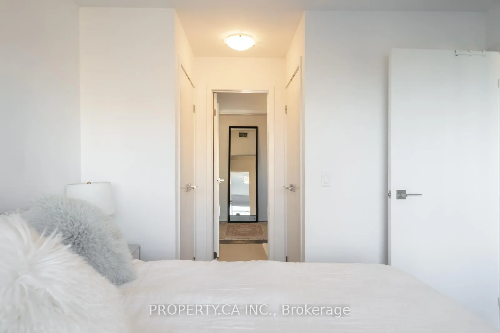 Photo 13 of Unit 1416, 98 Lillian Street, Toronto, Mount Pleasant West — HOMEH