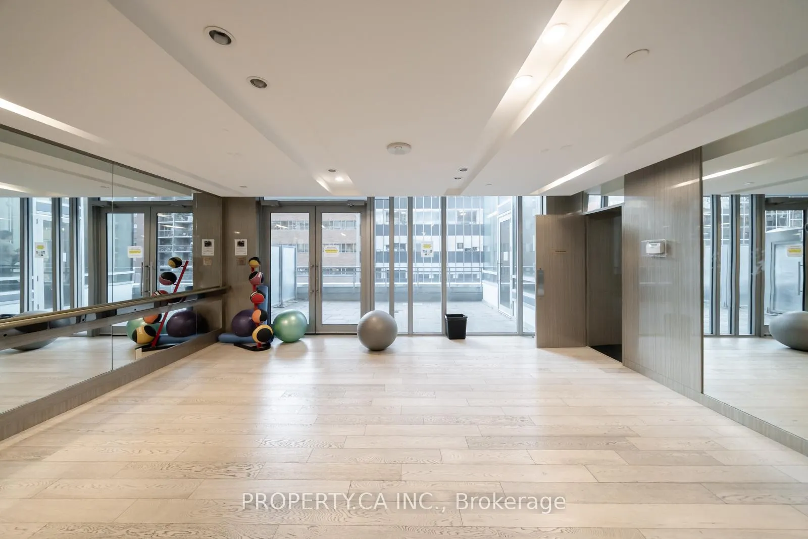 Photo 22 of Unit 1416, 98 Lillian Street, Toronto, Mount Pleasant West — HOMEH