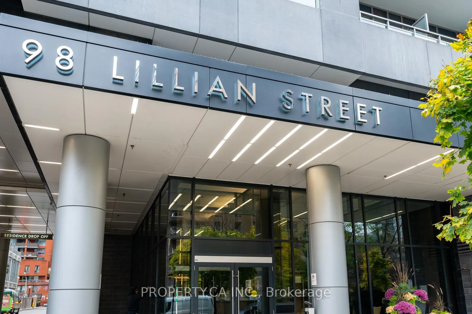 Photo 27 of Unit 1416, 98 Lillian Street, Toronto, Mount Pleasant West — HOMEH