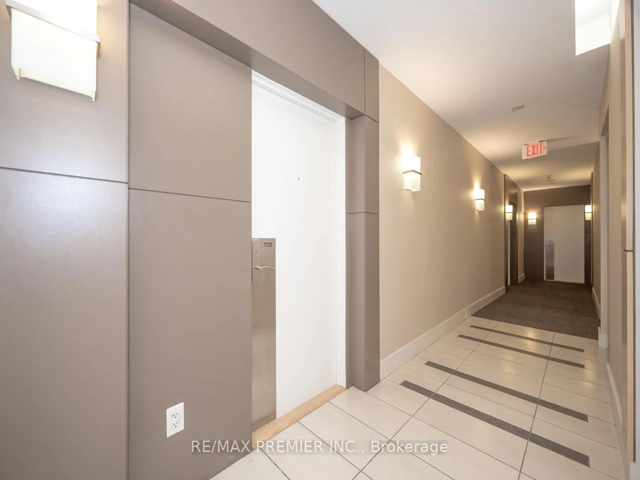 Photo 3 of Unit 705, 220 Victoria Street, Toronto, Church-Yonge Corridor — HOMEH