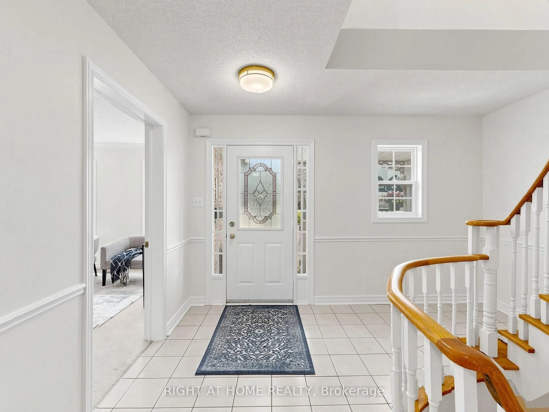 Photo 19 of 75 Quaker Village Drive, Uxbridge — HOMEH