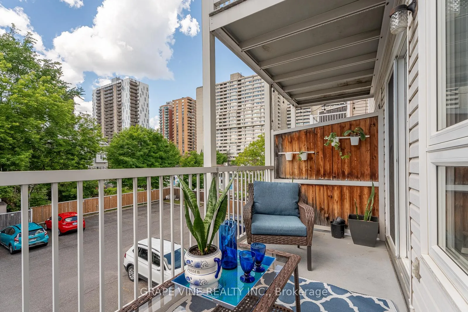 Photo 6 of Unit 14, 280 Bay Street, Ottawa, Ottawa Centre — HOMEH