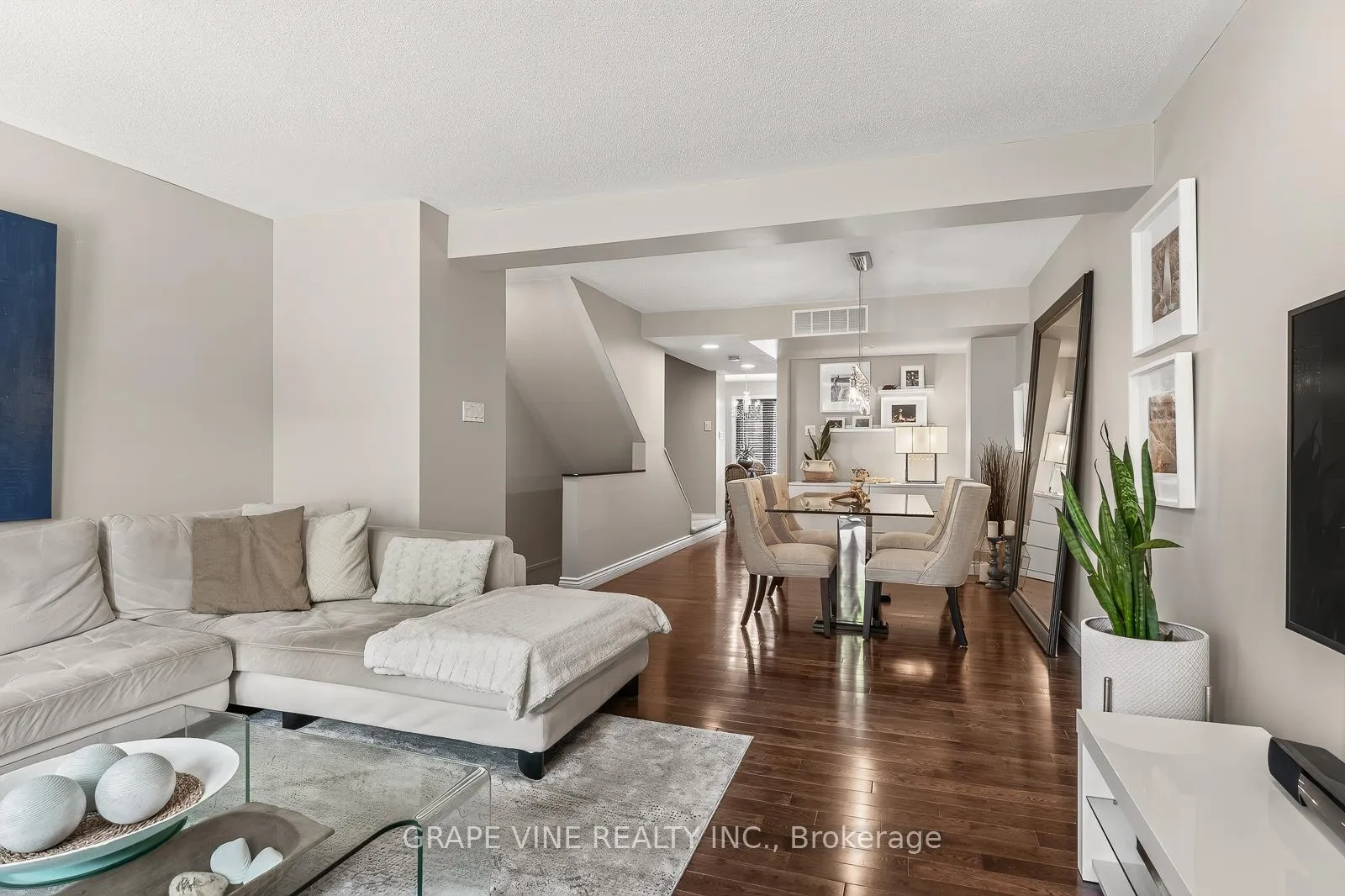 Photo 13 of Unit 14, 280 Bay Street, Ottawa, Ottawa Centre — HOMEH