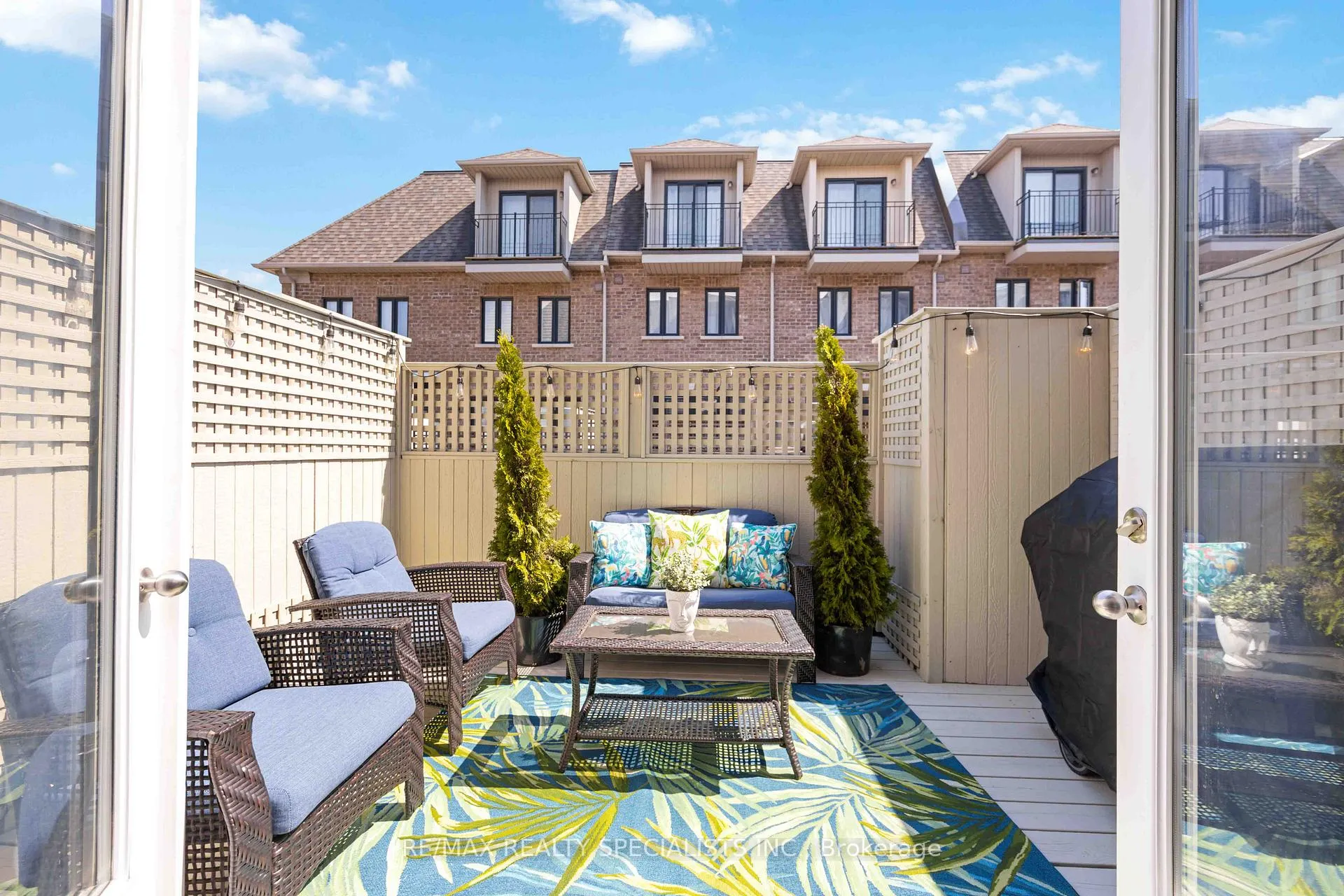 Photo 29 of 1864 Burnhamthorpe Road E, Mississauga, Applewood — HOMEH