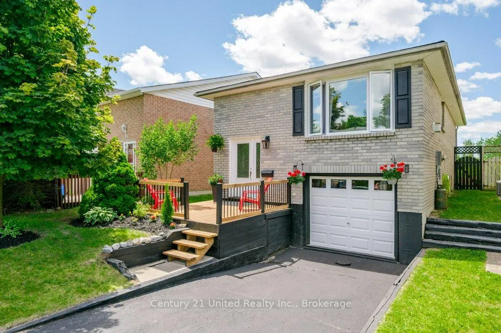 Photo 3 of 787 Mountain Ash Road, Peterborough, Otonabee Ward 1 — HOMEH