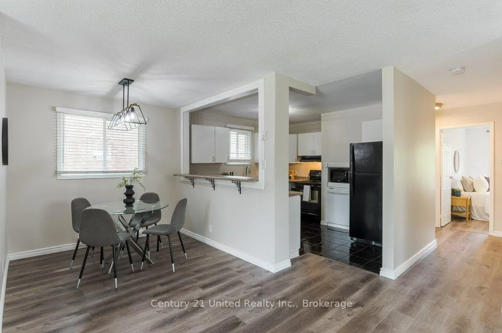 Photo 11 of 787 Mountain Ash Road, Peterborough, Otonabee Ward 1 — HOMEH