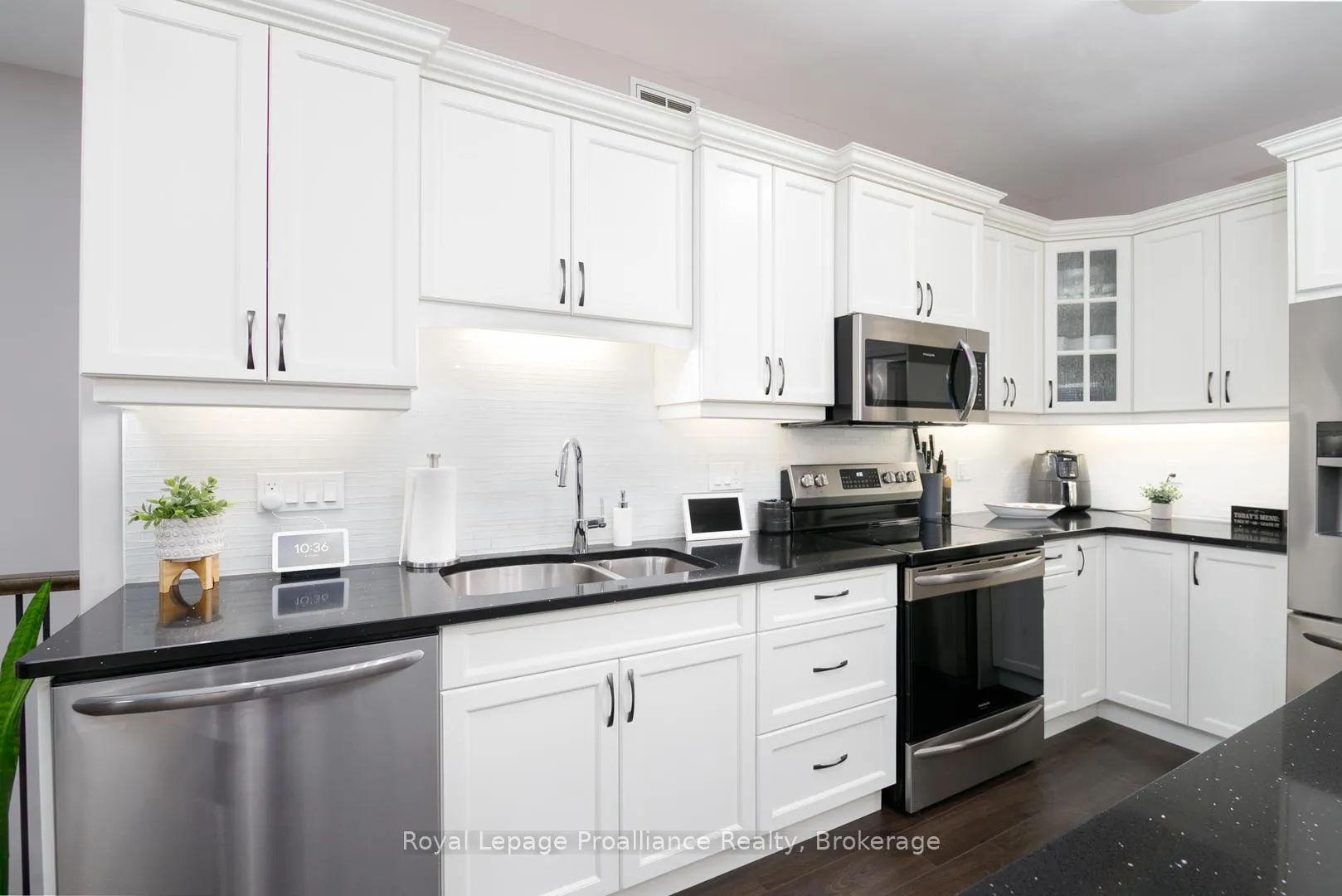 Photo 11 of 81 Sienna Avenue, Belleville, Belleville Ward — HOMEH
