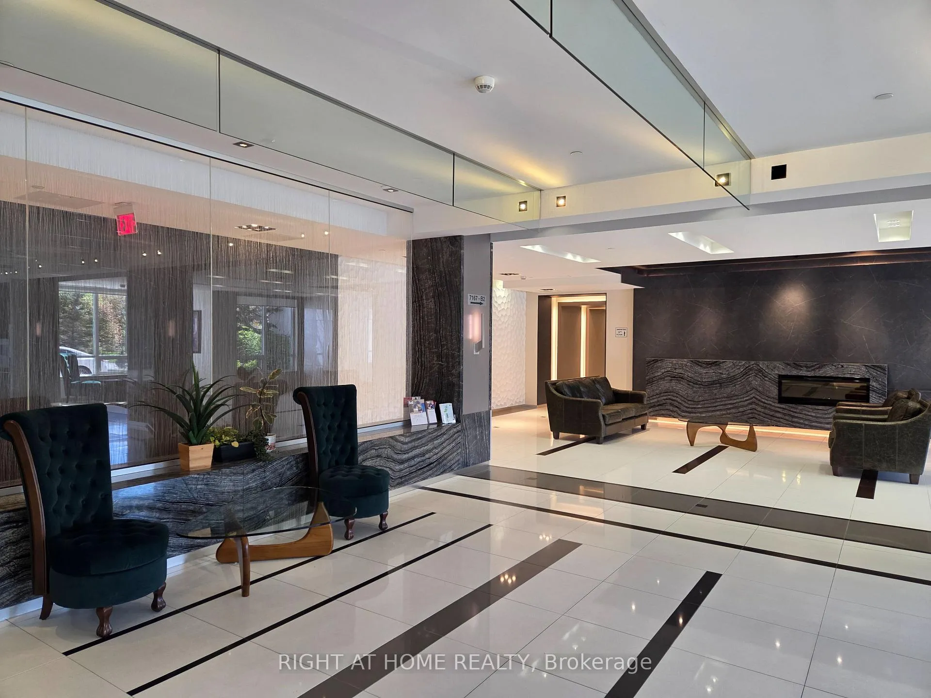Photo 9 of Unit 1606, 7165 Yonge Street, Markham, Grandview — HOMEH