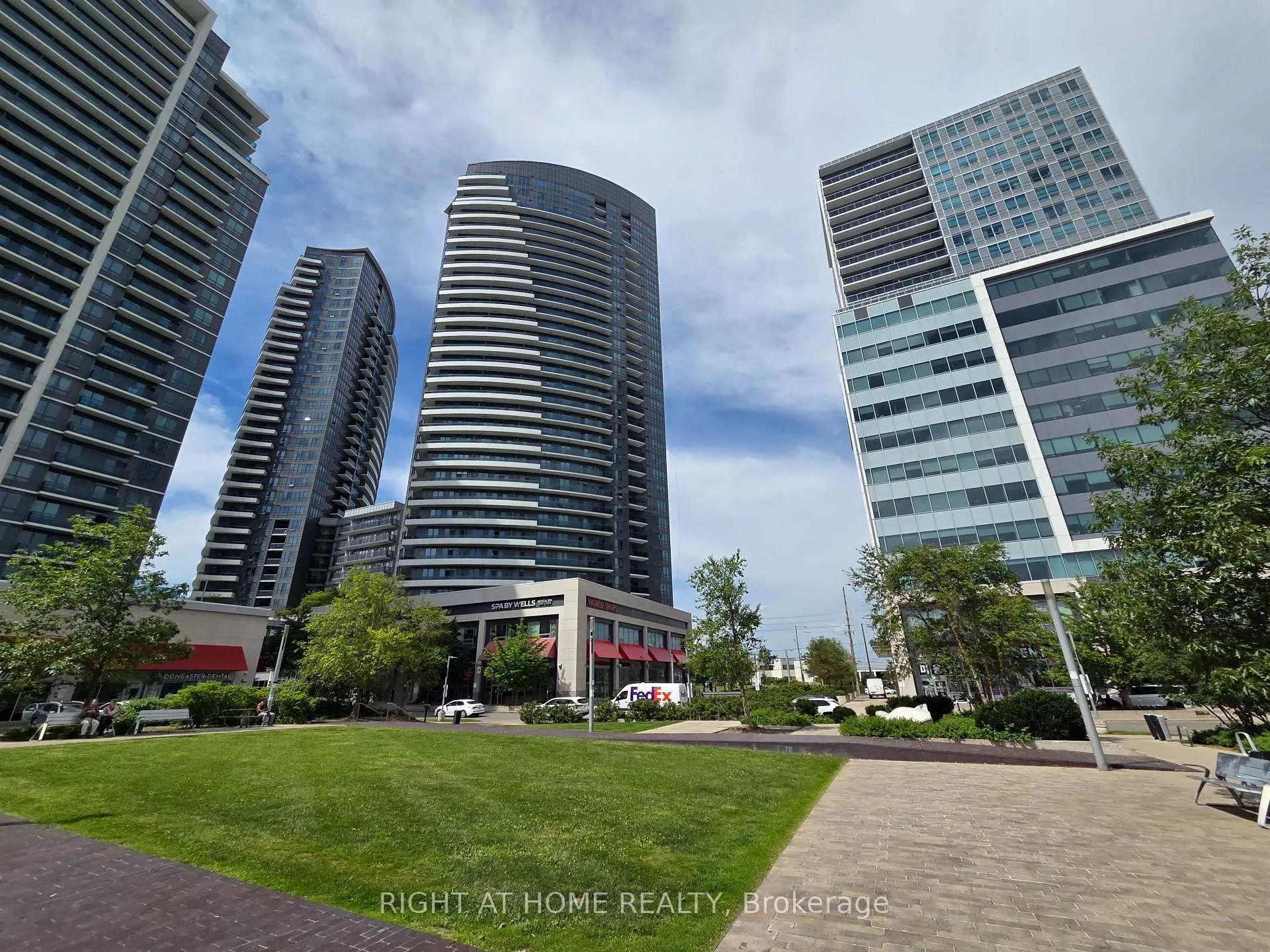 Photo 43 of Unit 1606, 7165 Yonge Street, Markham, Grandview — HOMEH