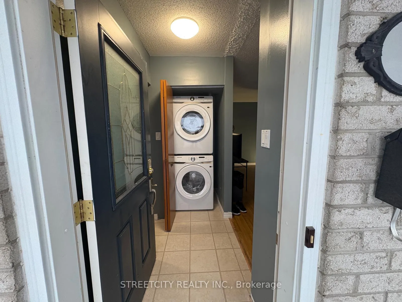 Photo 8 of 34 Glenroy Road, London, South T — HOMEH